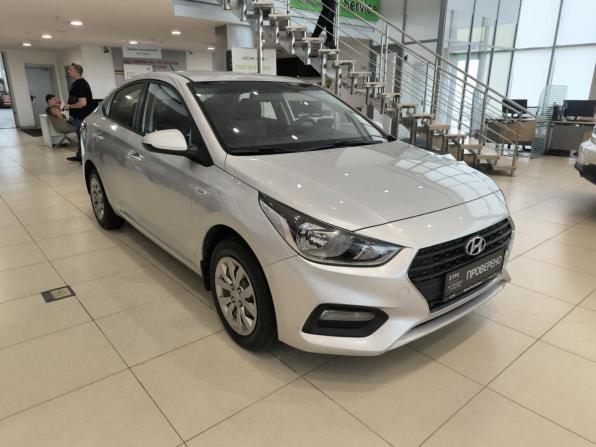 Hyundai Solaris II с пробегом 2019 года, цена 1 350 000 рублей, 115114 км, седан, Автокод Объявления