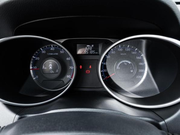 Hyundai ix35 I Рестайлинг с пробегом 2015 года, цена 1 537 000 рублей, 95185 км, внедорожник, Автокод Объявления