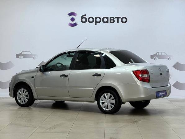 Lada (ВАЗ) Granta I с пробегом 2018 года, цена 625 000 рублей, 142819 км, седан, Автокод Объявления