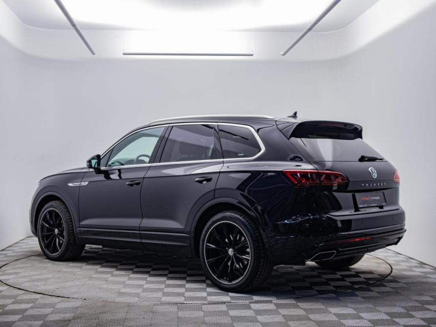 Volkswagen Touareg III Москва  - изображение 7