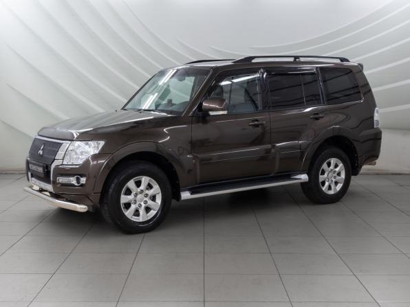 Mitsubishi Pajero IV Рестайлинг 2 с пробегом 2018 года, цена 3 758 000 рублей, 23652 км, внедорожник, Автокод Объявления