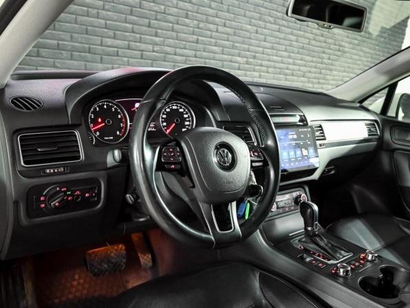Volkswagen Touareg II с пробегом 2011 года, цена 2 070 000 рублей, 104385 км, внедорожник, Автокод Объявления