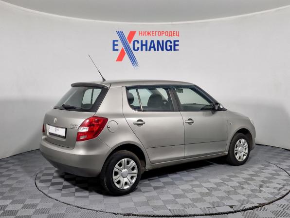 Skoda Fabia II Рестайлинг с пробегом 2010 года, цена 429 000 рублей, 201335 км, хэтчбек, Автокод Объявления