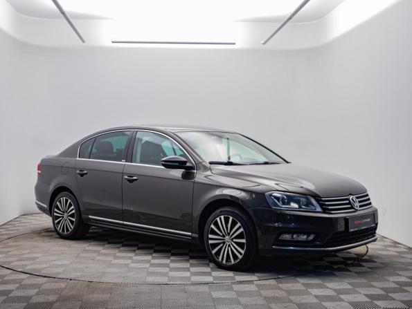 Volkswagen Passat B7 с пробегом 2014 года, цена 1 045 000 рублей, 201302 км, седан, Автокод Объявления