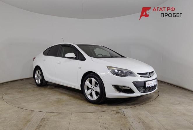 Opel Astra H Рестайлинг с пробегом 2013 года, цена 599 000 рублей, 170351 км, седан, Автокод Объявления