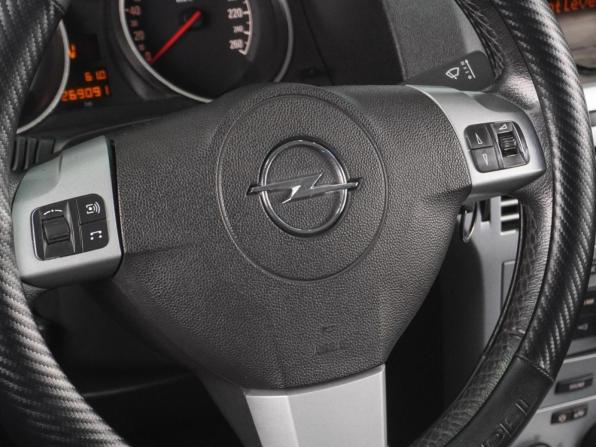Opel Astra H Рестайлинг с пробегом 2010 года, цена 534 000 рублей, 269091 км, седан, Автокод Объявления