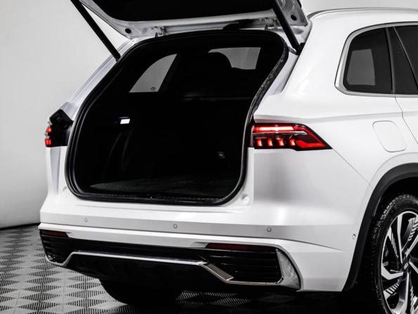 Geely Monjaro I с пробегом 2023 года, цена 3 248 000 рублей, 40655 км, внедорожник, Автокод Объявления