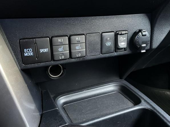 Toyota RAV4 IV (XA40) Рестайлинг с пробегом 2019 года, цена 2 498 000 рублей, 187875 км, внедорожник, Автокод Объявления