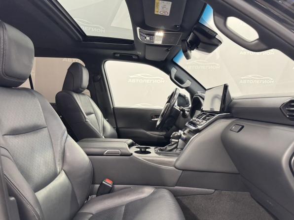Toyota Land Cruiser 300 Series с пробегом 2021 года, цена 10 800 000 рублей, 109867 км, внедорожник, Автокод Объявления