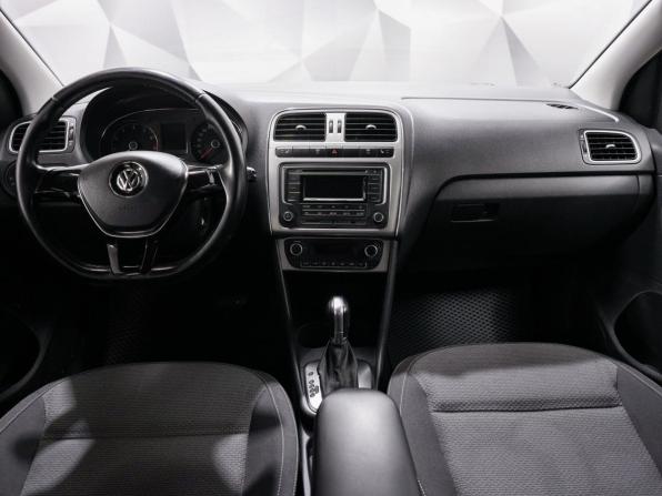 Volkswagen Polo V Рестайлинг с пробегом 2016 года, цена 898 000 рублей, 227000 км, седан, Автокод Объявления