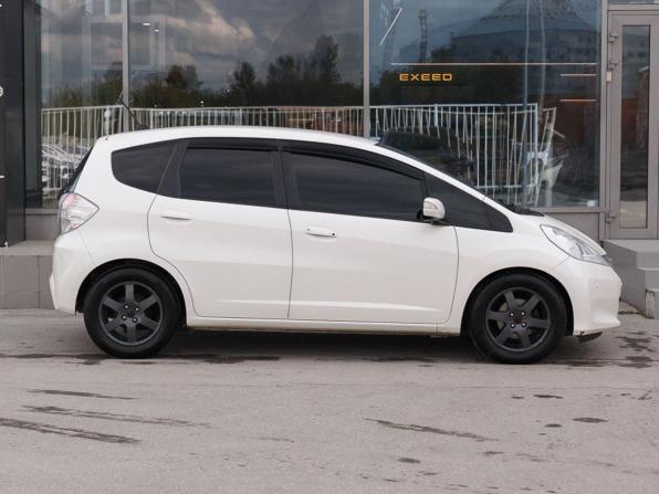 Honda Fit II с пробегом 2011 года, цена 840 000 рублей, 194987 км, хэтчбек, Автокод Объявления