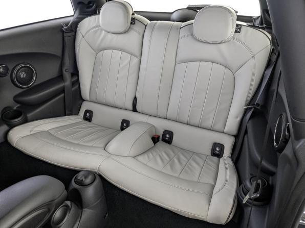 Mini Hatch III (F55/F56) с пробегом 2016 года, цена 2 010 000 рублей, 68903 км, хэтчбек, Автокод Объявления