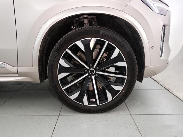 Volvo XC90 II Рестайлинг 2 с пробегом 2025 года, цена 10 650 000 рублей, 1104 км, внедорожник, Автокод Объявления