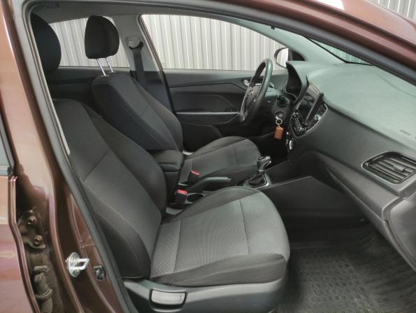 Hyundai Solaris II Рестайлинг с пробегом 2022 года, цена 1 495 000 рублей, 152434 км, седан, Автокод Объявления