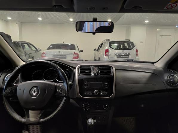Renault Sandero II с пробегом 2017 года, цена 947 000 рублей, 138050 км, хэтчбек, Автокод Объявления