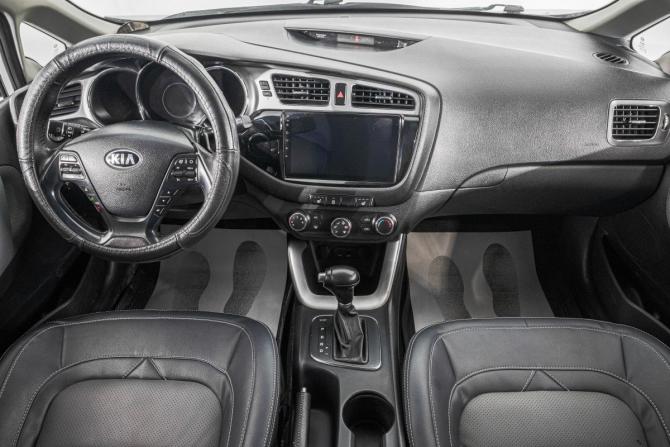 Kia Ceed II с пробегом 2012 года, цена 899 000 рублей, 278000 км, универсал, Автокод Объявления