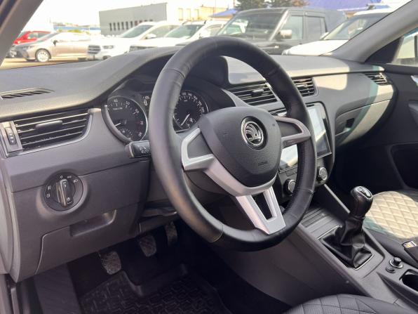 Skoda Octavia III (A7) Рестайлинг с пробегом 2017 года, цена 1 520 000 рублей, 90305 км, лифтбек, Автокод Объявления