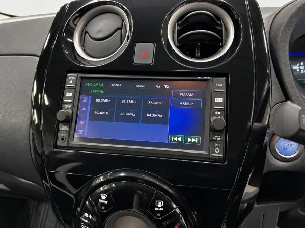 Nissan Note II Рестайлинг с пробегом 2017 года, цена 1 099 000 рублей, 110000 км, хэтчбек, Автокод Объявления