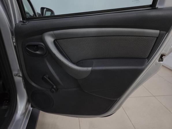 Renault Duster I Рестайлинг с пробегом 2016 года, цена 970 000 рублей, 211240 км, внедорожник, Автокод Объявления