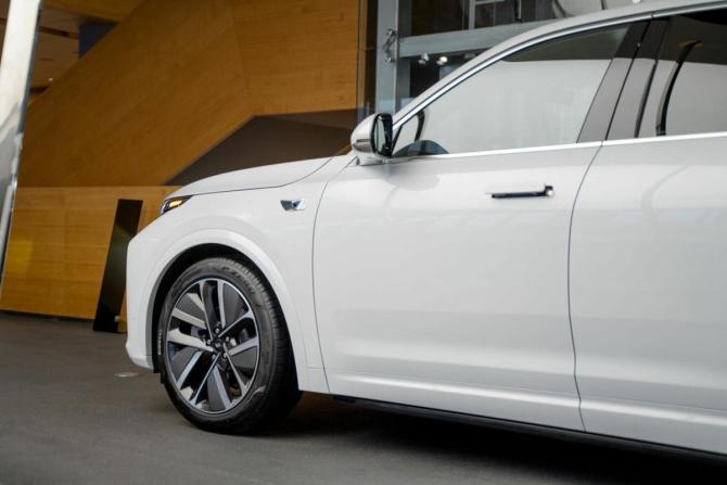 Новый Li Auto (Lixiang) L7 I Рестайлинг 2026 года, цена 10 690 000 рублей, внедорожник, Автокод Объявления