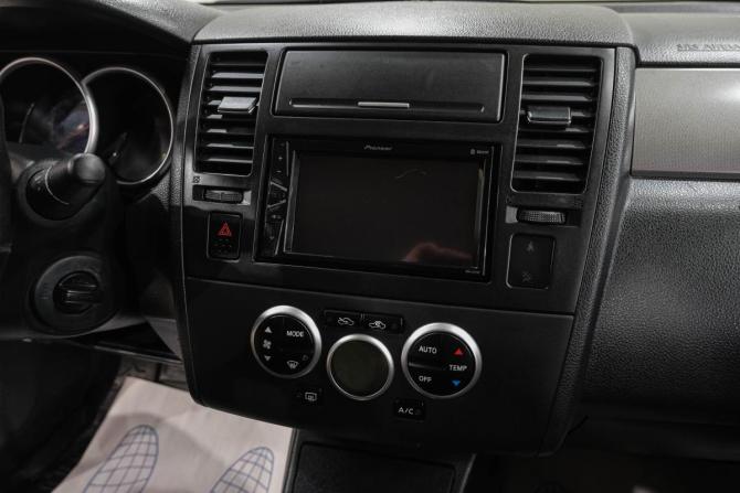 Nissan Tiida I Рестайлинг с пробегом 2010 года, цена 749 000 рублей, 178000 км, седан, Автокод Объявления