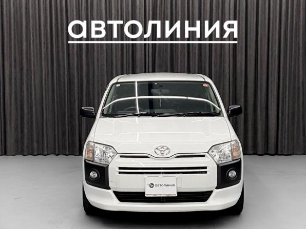 Toyota Probox I Рестайлинг с пробегом 2020 года, цена 1 090 000 рублей, 71000 км, универсал, Автокод Объявления