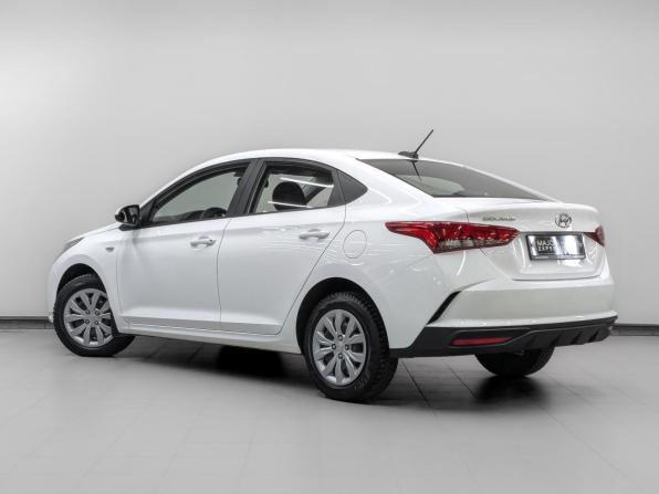 Hyundai Solaris II Рестайлинг с пробегом 2022 года, цена 1 680 000 рублей, 72478 км, седан, Автокод Объявления