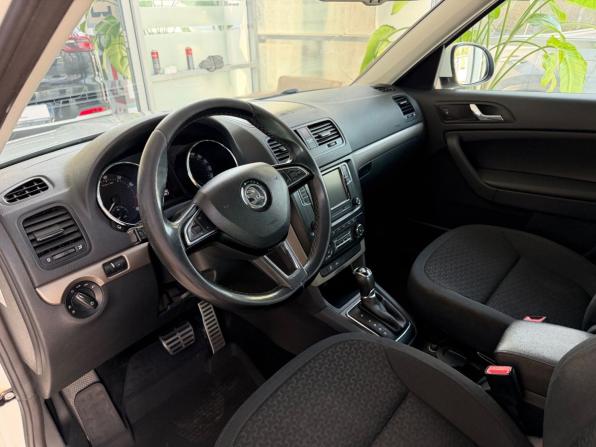 Skoda Yeti I Рестайлинг с пробегом 2014 года, цена 1 380 000 рублей, 148045 км, внедорожник, Автокод Объявления