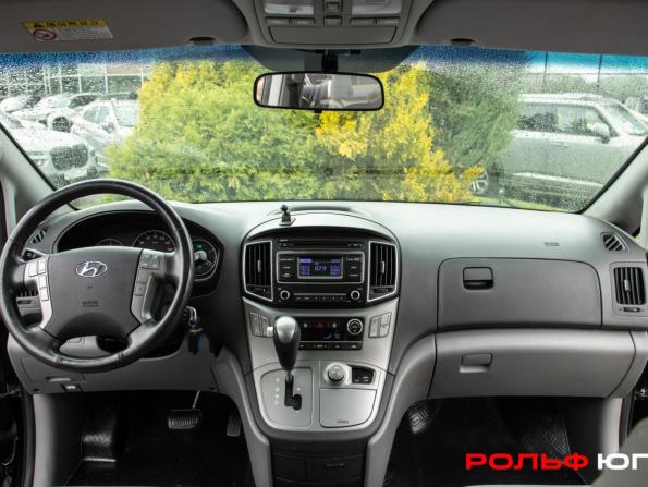 Hyundai Grand Starex I Рестайлинг с пробегом 2017 года, цена 2 468 000 рублей, 267928 км, минивэн, Автокод Объявления