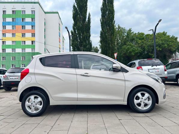 Chevrolet Spark IV с пробегом 2017 года, цена 900 000 рублей, 126579 км, хэтчбек, Автокод Объявления