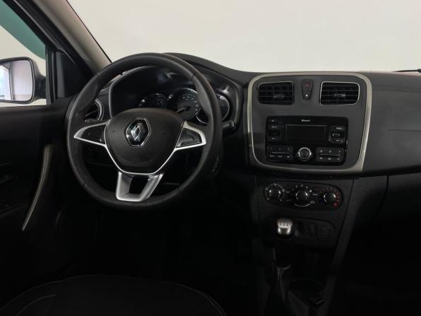 Renault Logan II Рестайлинг с пробегом 2022 года, цена 949 000 рублей, 132750 км, седан, Автокод Объявления
