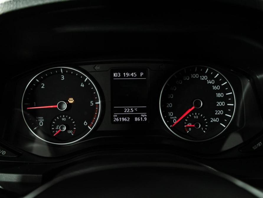 Volkswagen Amarok I Рестайлинг Санкт-Петербург  - изображение 12