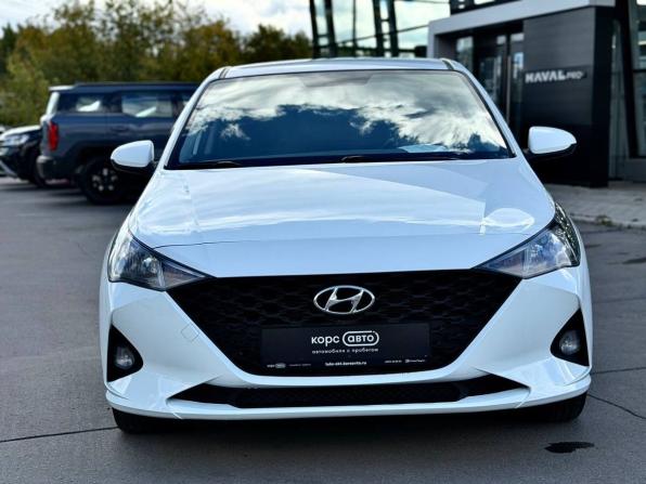 Hyundai Solaris II Рестайлинг с пробегом 2020 года, цена 1 159 000 рублей, 177012 км, седан, Автокод Объявления
