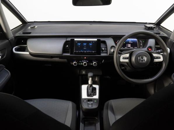 Honda Fit IV с пробегом 2022 года, цена 1 549 000 рублей, 53205 км, хэтчбек, Автокод Объявления