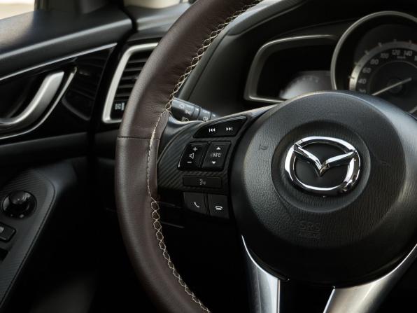 Mazda 3 III (BM) с пробегом 2014 года, цена 1 200 000 рублей, 90995 км, седан, Автокод Объявления