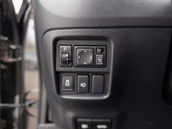 Nissan Juke I с пробегом 2012 года, цена 880 000 рублей, 212909 км, внедорожник, Автокод Объявления