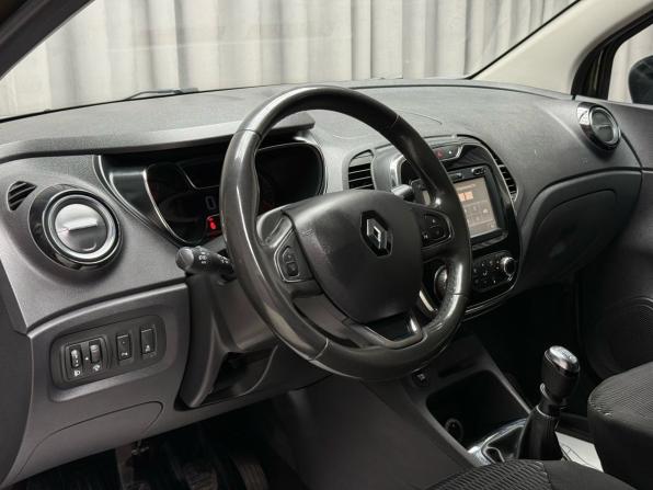 Renault Kaptur I с пробегом 2017 года, цена 1 649 000 рублей, 97000 км, внедорожник, Автокод Объявления