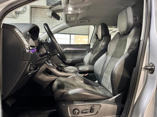 Skoda Karoq I с пробегом 2021 года, цена 2 569 000 рублей, 87000 км, внедорожник, Автокод Объявления