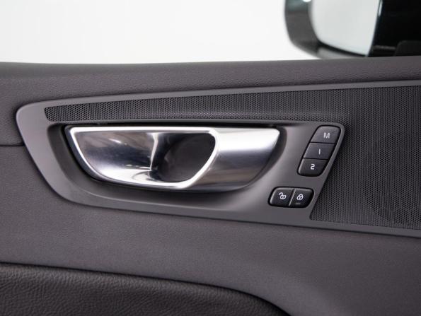 Volvo XC60 II с пробегом 2021 года, цена 3 499 000 рублей, 159262 км, внедорожник, Автокод Объявления