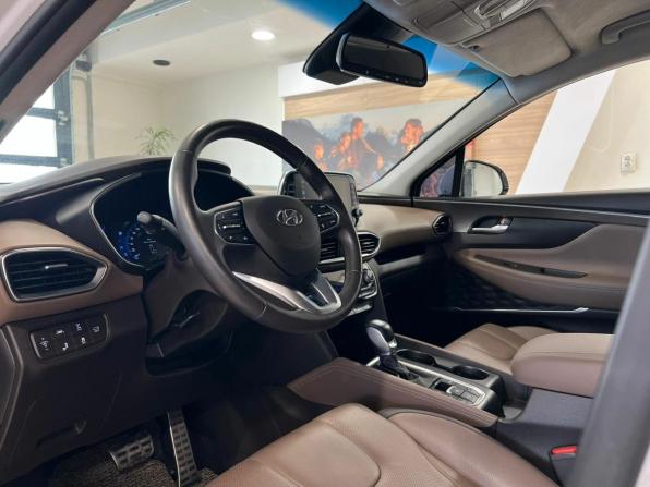 Hyundai Santa Fe IV с пробегом 2018 года, цена 3 710 000 рублей, 67904 км, внедорожник, Автокод Объявления