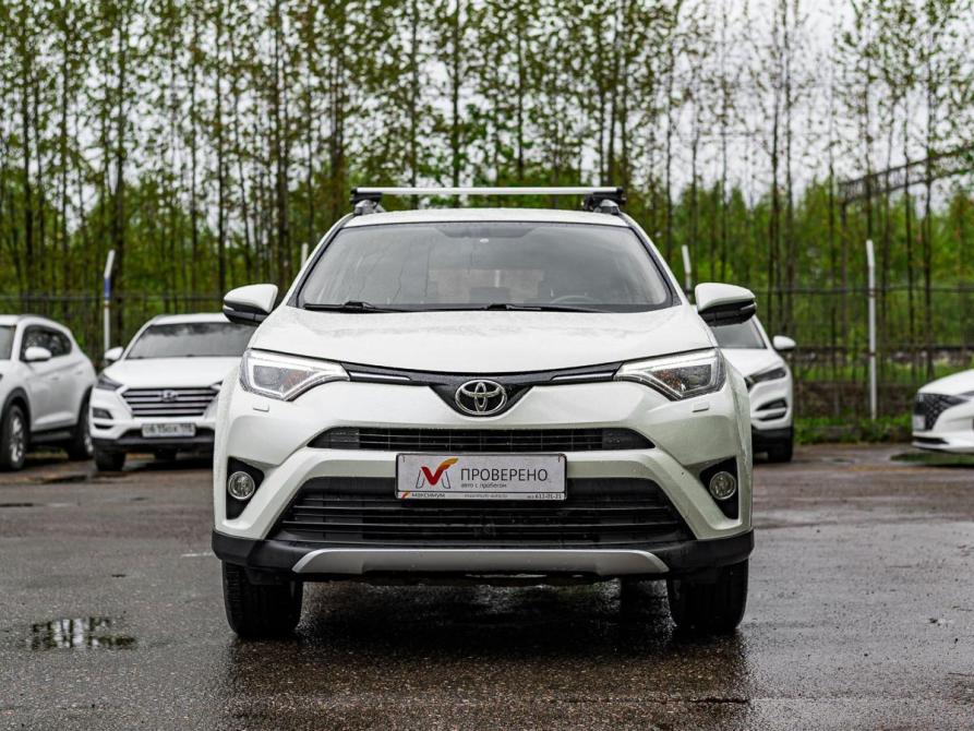 Toyota RAV4 IV (XA40) Рестайлинг Санкт-Петербург  - изображение 3