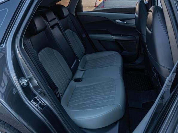 Changan Lamore с пробегом 2023 года, цена 2 080 000 рублей, 17149 км, седан, Автокод Объявления