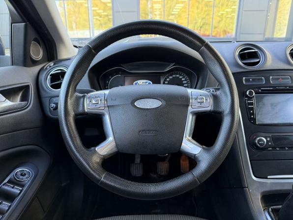 Ford Mondeo IV Рестайлинг с пробегом 2011 года, цена 699 000 рублей, 217617 км, седан, Автокод Объявления