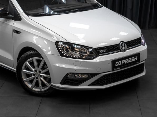 Volkswagen Polo V Рестайлинг с пробегом 2016 года, цена 1 369 000 рублей, 159138 км, седан, Автокод Объявления