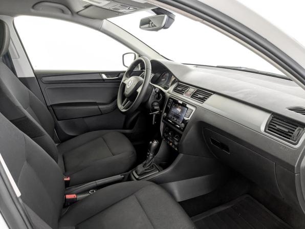 Skoda Rapid I Рестайлинг с пробегом 2019 года, цена 1 299 000 рублей, 134689 км, лифтбек, Автокод Объявления