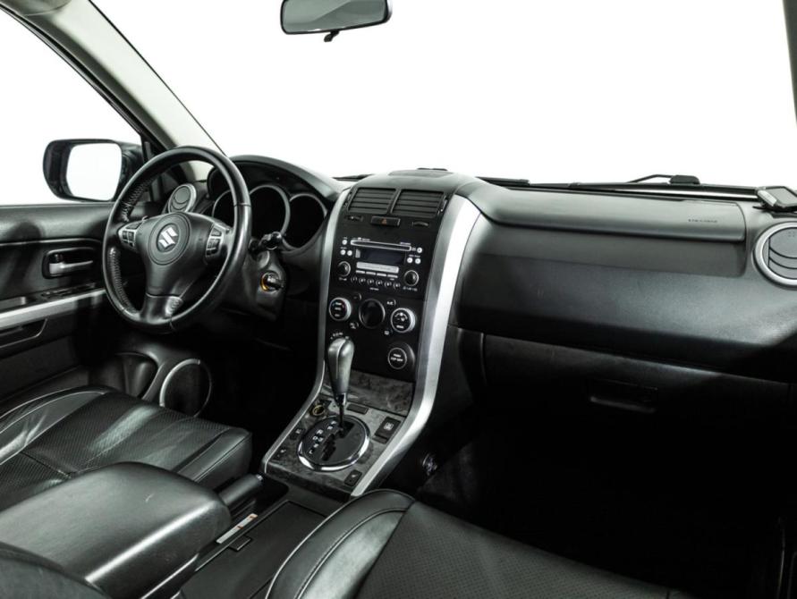 Suzuki Grand Vitara II Рестайлинг Санкт-Петербург  - изображение 10