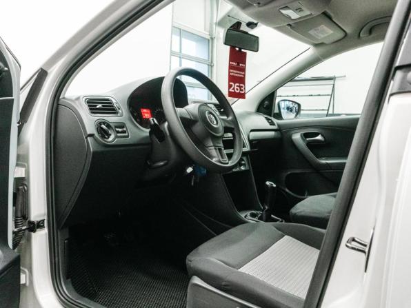 Volkswagen Polo V с пробегом 2010 года, цена 760 000 рублей, 75618 км, седан, Автокод Объявления