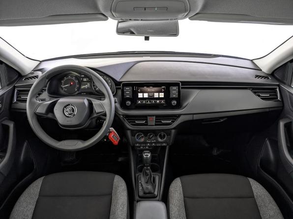 Skoda Rapid II с пробегом 2021 года, цена 1 550 000 рублей, 46150 км, лифтбек, Автокод Объявления
