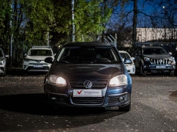 Volkswagen Jetta V с пробегом 2009 года, цена 366 000 рублей, 367965 км, седан, Автокод Объявления