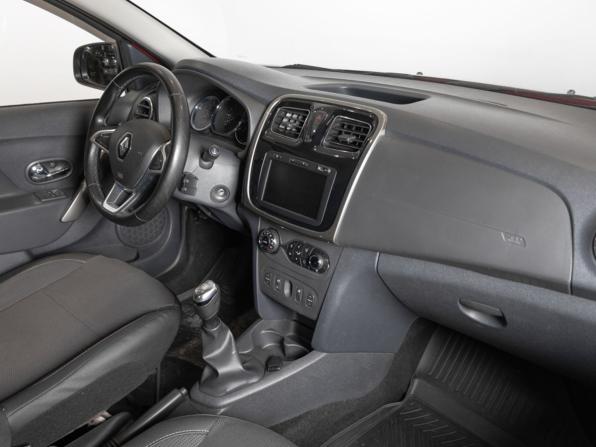 Renault Sandero II Рестайлинг с пробегом 2021 года, цена 1 330 200 рублей, 97000 км, хэтчбек, Автокод Объявления